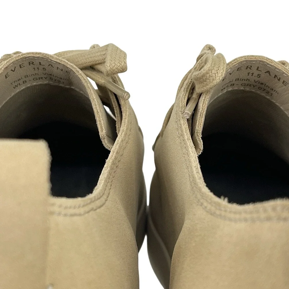 Everlane Desert Shoe Suede Desert Pebble Mens 11.5 Minimalist NIB Preppy Classic